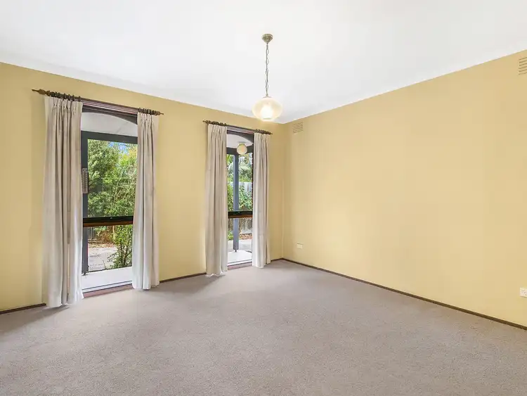 Fifth view of Homely house listing, 2 Nareen Court, Croydon VIC 3136