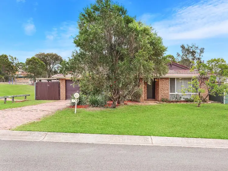 1 Startop Place, Ambarvale NSW 2560