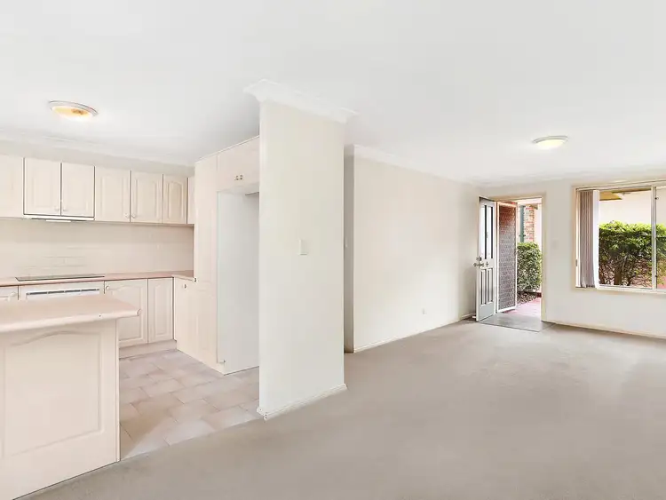 Second view of Homely villa listing, 6/2 Carol Avenue, Jannali NSW 2226