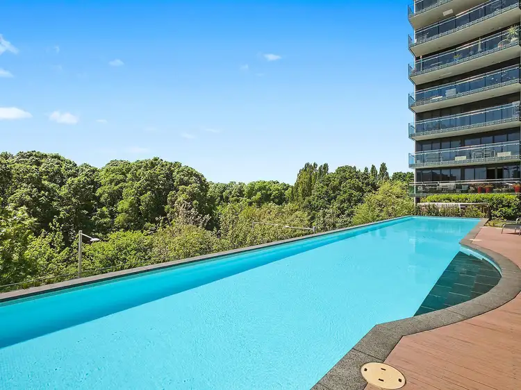 1124/240 Bunda Street, City ACT 2601