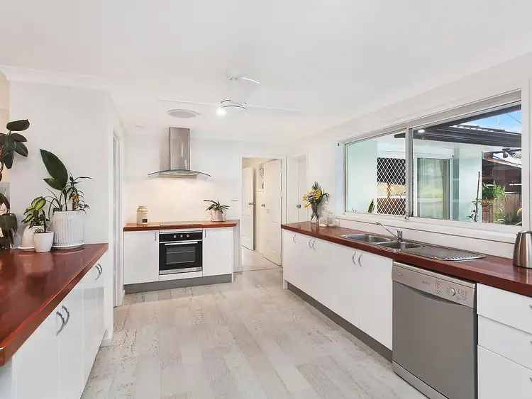 1 Jimba Close, Woy Woy NSW 2256