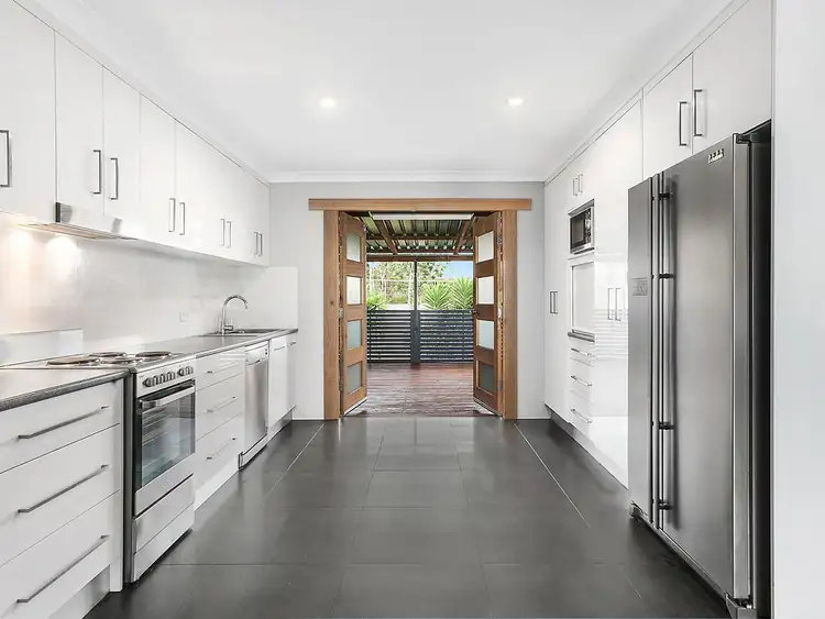 50 Kawana Avenue, Blue Haven NSW 2262