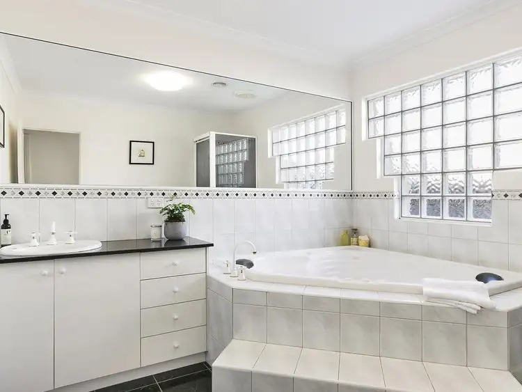 Fifth view of Homely house listing, 12 Ingrid Court, Herne Hill VIC 3218