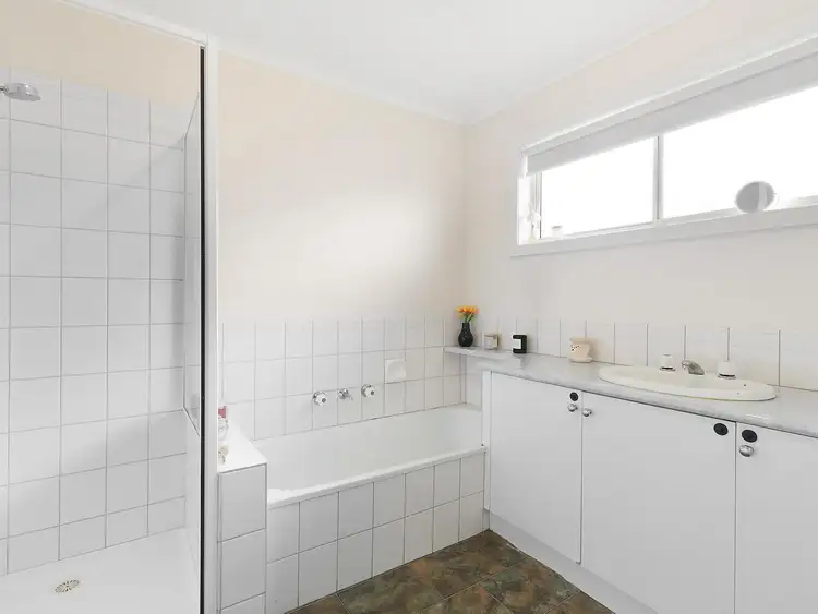 Sixth view of Homely house listing, 1 Templeton Court, St Albans Park VIC 3219