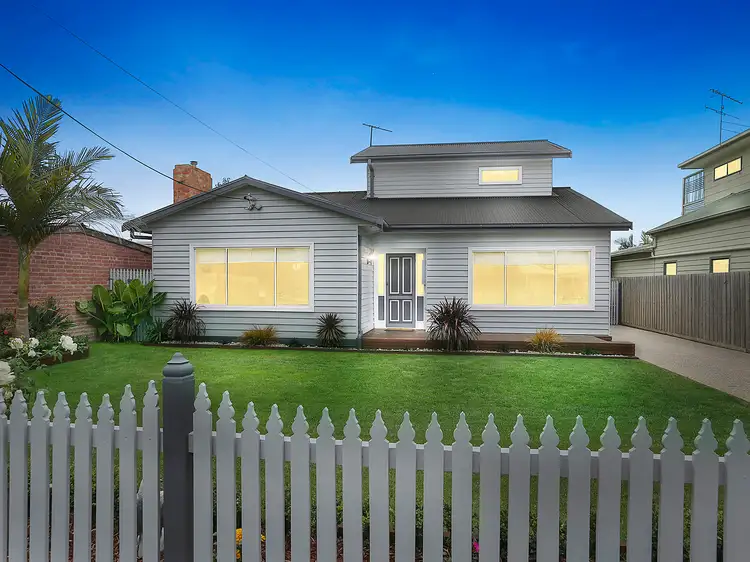 1 Cheltenham Road, Newcomb VIC 3219