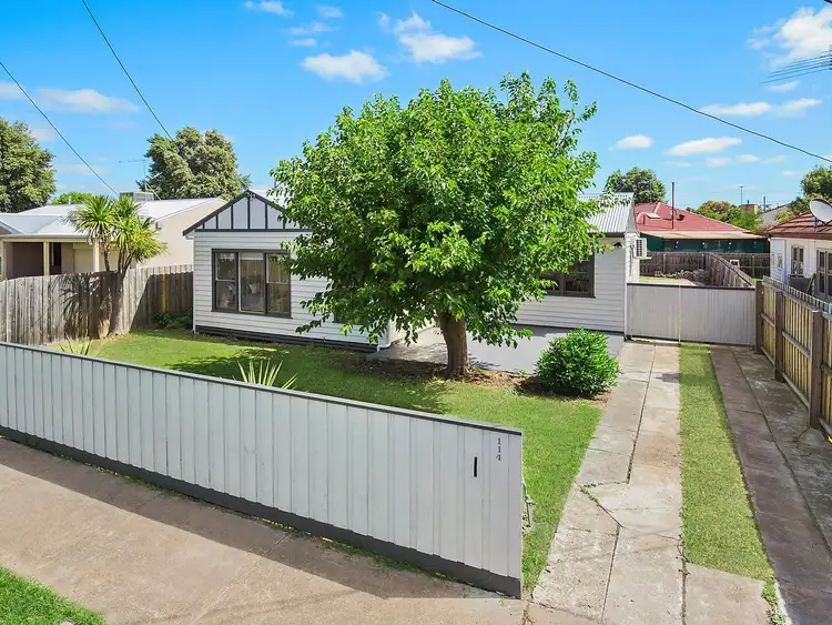 114 Ballarat Road, Hamlyn Heights VIC 3215