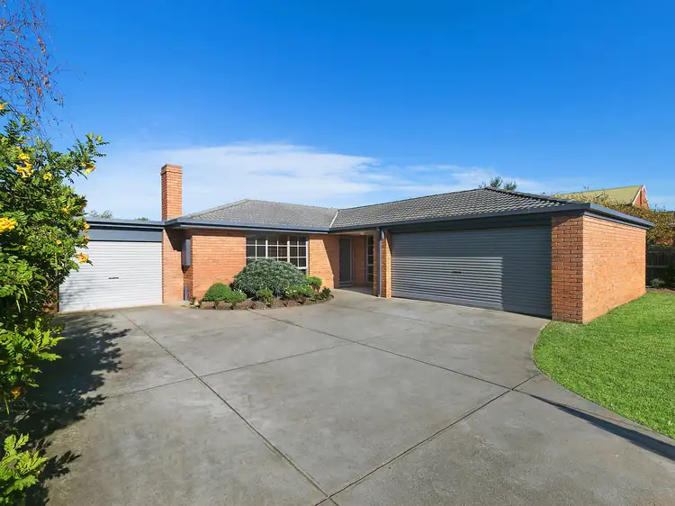 36 Glastonbury Drive, Highton VIC 3216