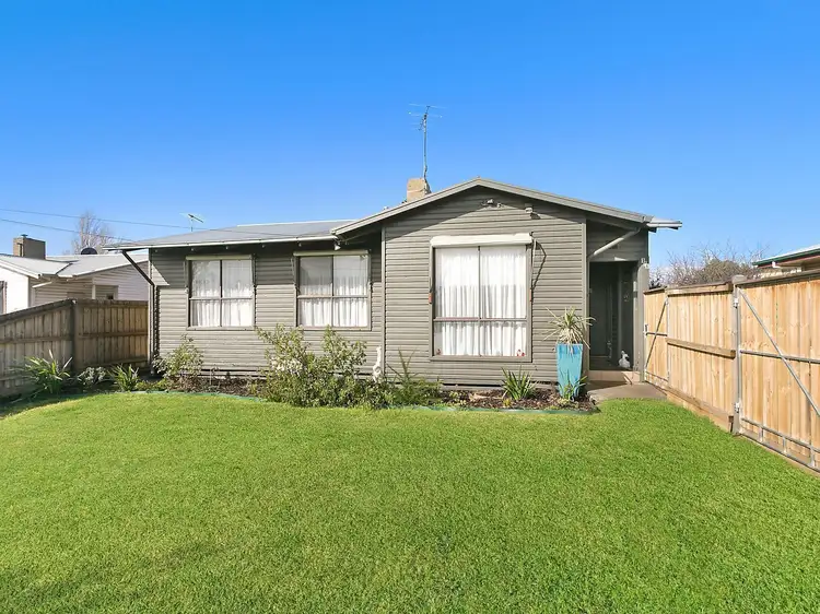 1/6 Gardenia Grove, Norlane VIC 3214