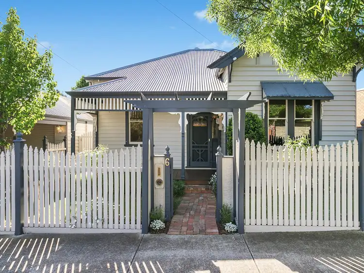 6 Manning Street, Newtown VIC 3220
