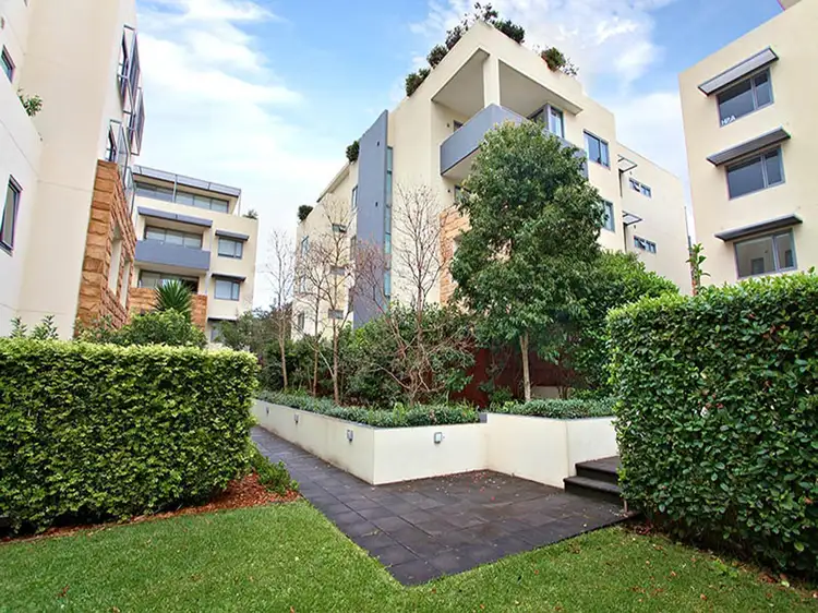 C202/2 Eulbertie Avenue, Warrawee NSW 2074