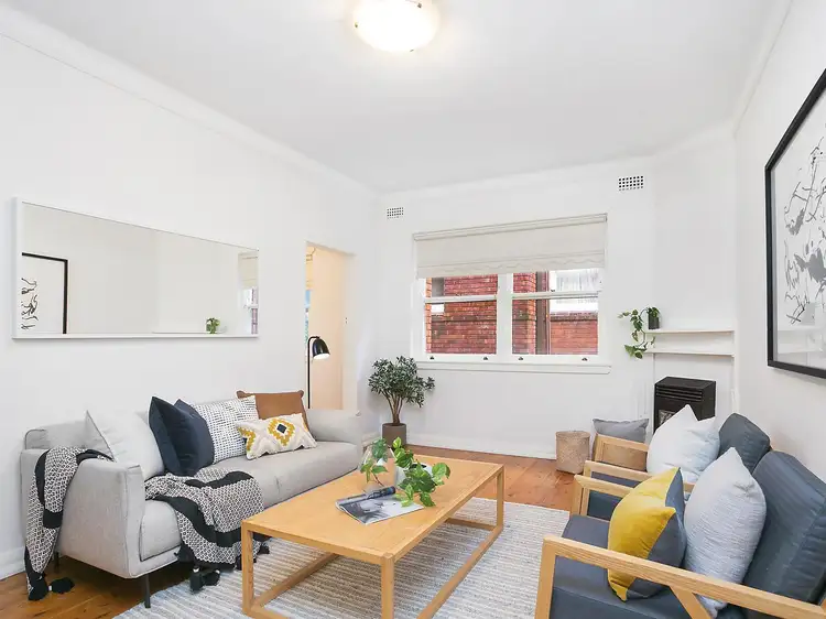 2/8 McDougall Street, Kirribilli NSW 2061