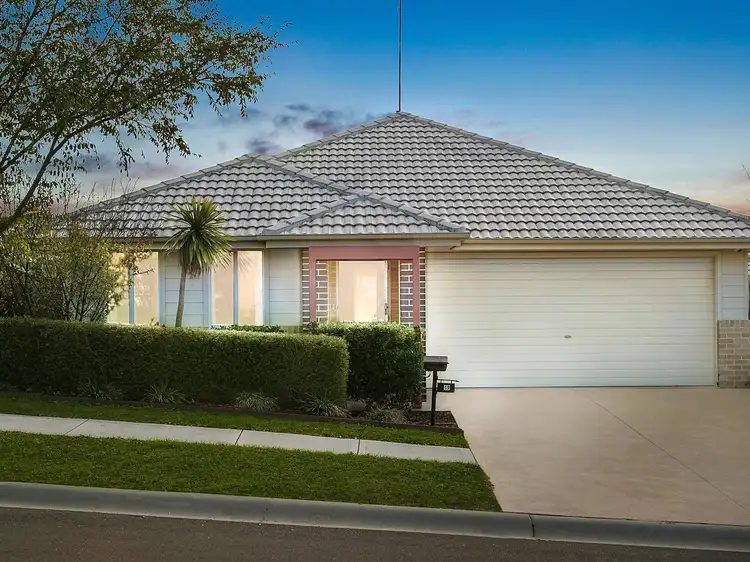 19 Longley Avenue, Elderslie NSW 2570