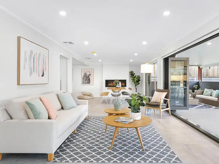 99 Burbong Street, Chapel Hill QLD 4069