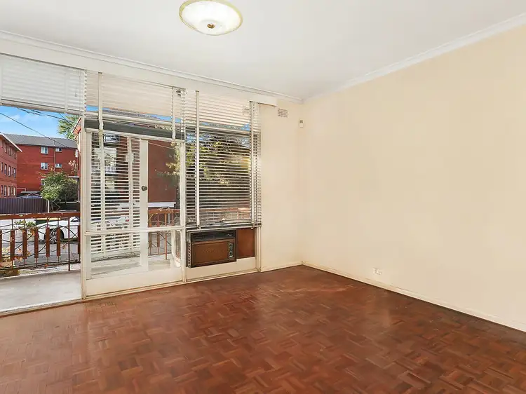 Second view of Homely block of units listing, 2 Templeman Crescent, Hillsdale NSW 2036