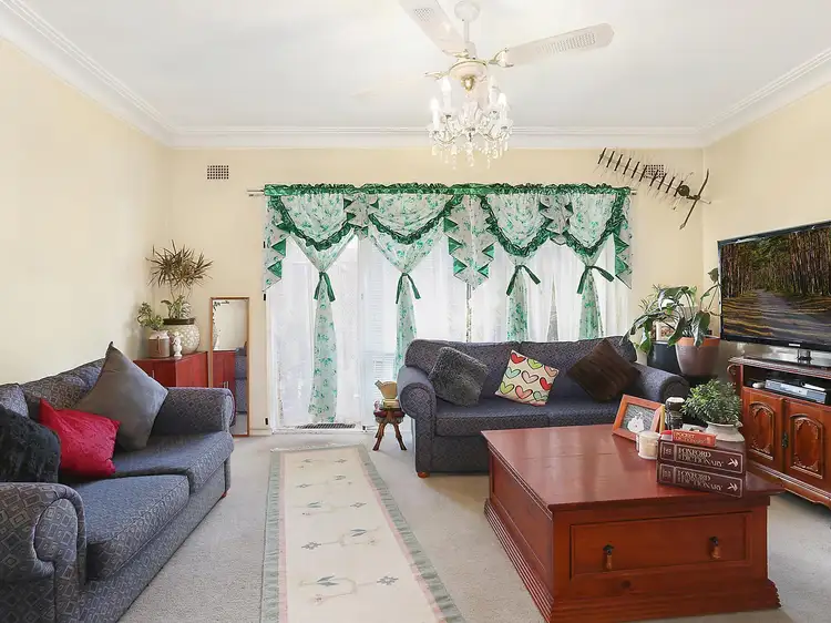 Third view of Homely block of units listing, 2 Templeman Crescent, Hillsdale NSW 2036