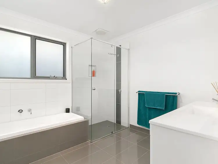 Fifth view of Homely house listing, 21 Barberino Way, Leopold VIC 3224