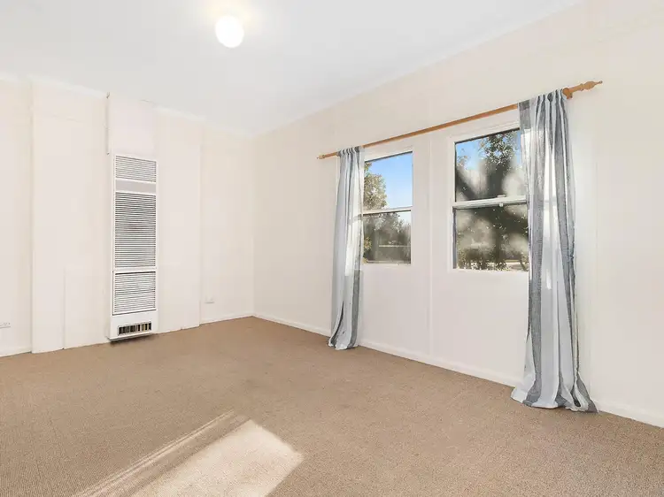 Third view of Homely house listing, 1 / 7 Faunce Crescent, O'connor ACT 2602