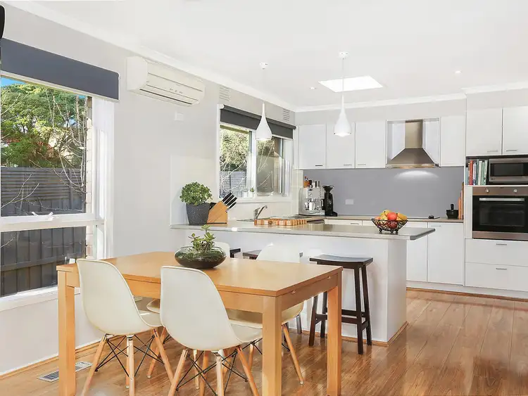 13 Boardman Close, Box Hill South VIC 3128