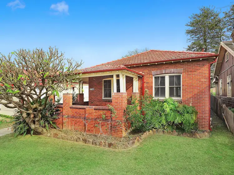 90 Windsor Road, Northmead NSW 2152