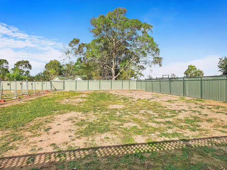12 Balgownie Road, Prestons NSW 2170