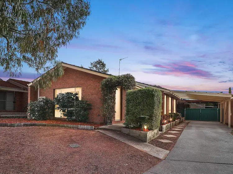 13 Cleeve Place, Gordon ACT 2906