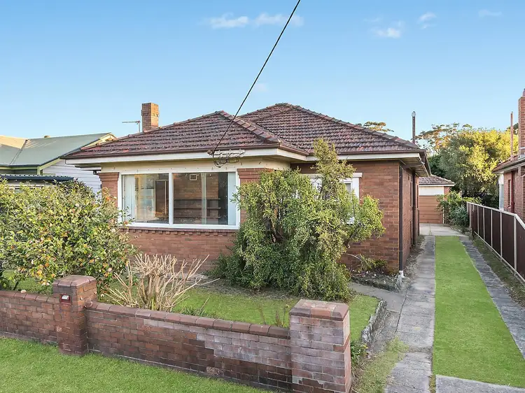 Main view of Homely house listing, 127 Kemp Street, Hamilton South NSW 2303