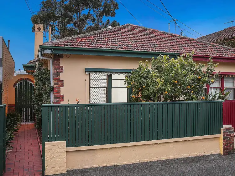 10 Malakoff Street, St Kilda East VIC 3183