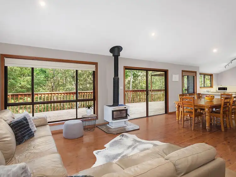 28 Oakglen Road, North Gosford NSW 2250