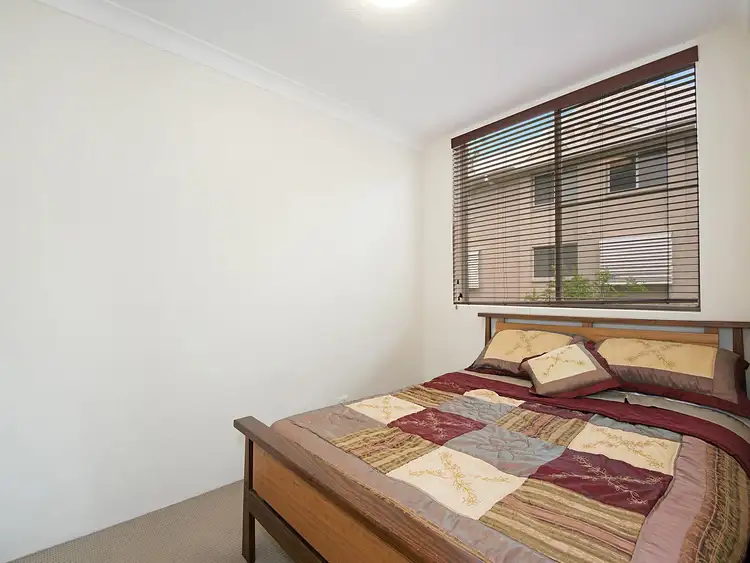 Fifth view of Homely apartment listing, 2/38 Waverley Road, Taringa QLD 4068