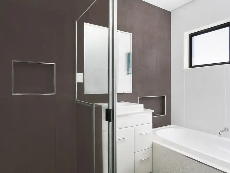 Fifth view of Homely unit listing, 1/18 Bruce Hiskins Court, Norman Gardens QLD 4701