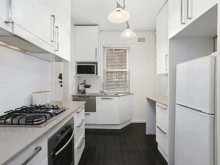 Third view of Homely apartment listing, 1/146 Ernest Street, Crows Nest NSW 2065