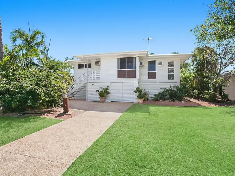 25 Sallows Street, Pallarenda QLD 4810