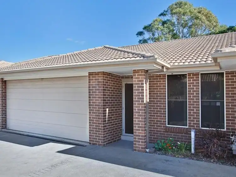 2/444 Northcliffe Drive, Berkeley NSW 2506