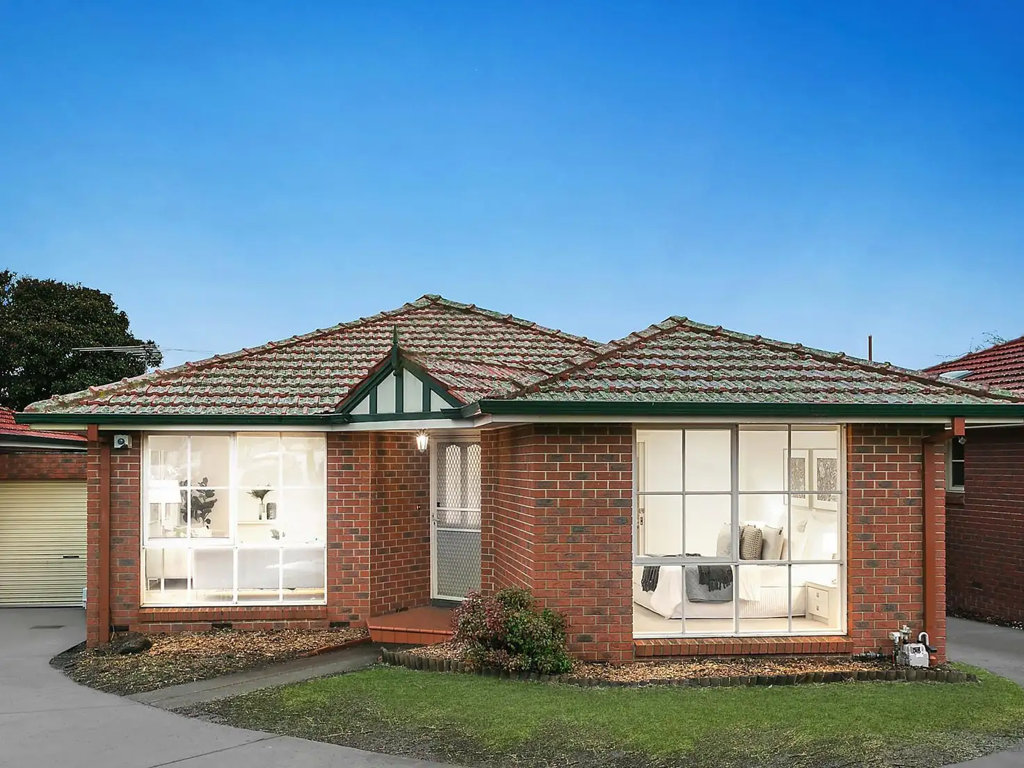 Main view of Homely unit listing, 2/17 Tara Avenue, Blackburn VIC 3130