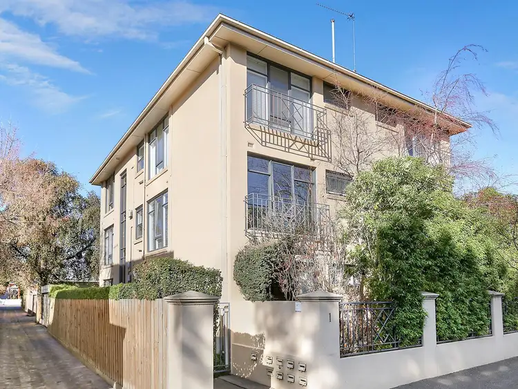 Fifth view of Homely apartment listing, 4/1 Marlton Crescent, St Kilda VIC 3182