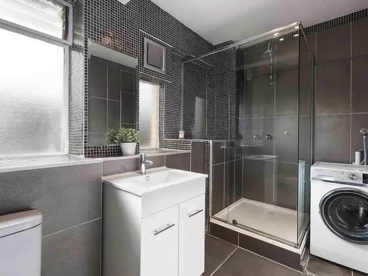 Sixth view of Homely apartment listing, 31/16A Chapel Street, St Kilda VIC 3182