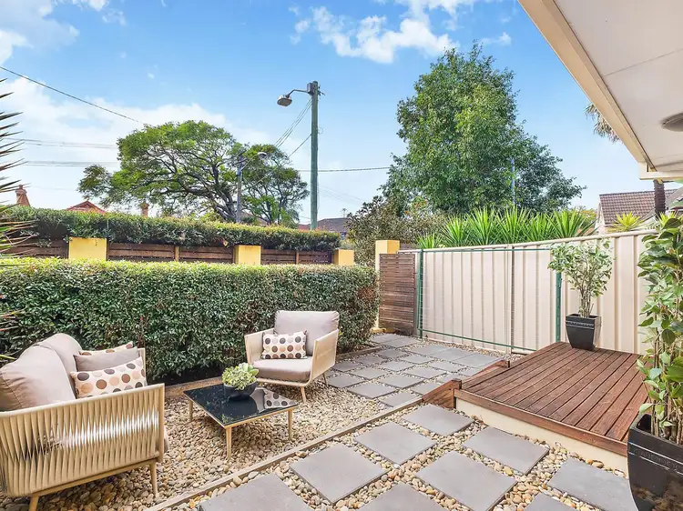 2/3 Fore Street, Canterbury NSW 2193