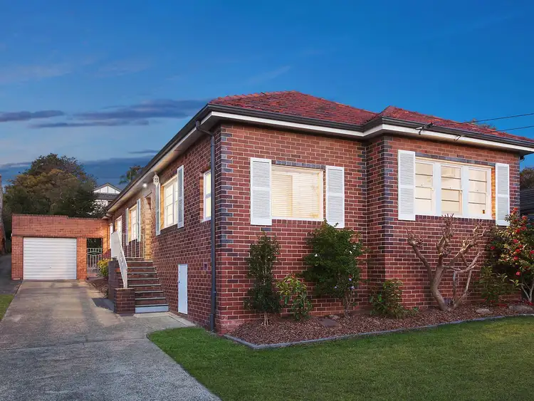 12 Fourth Avenue, Lane Cove NSW 2066