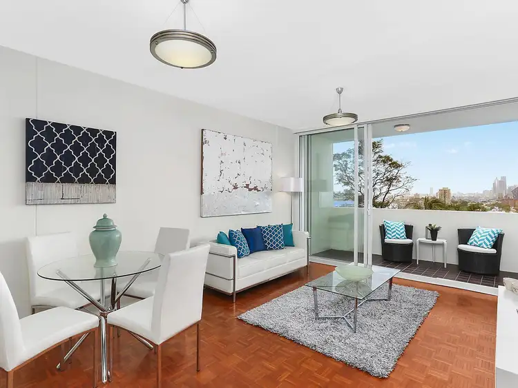 16/441 Alfred Street