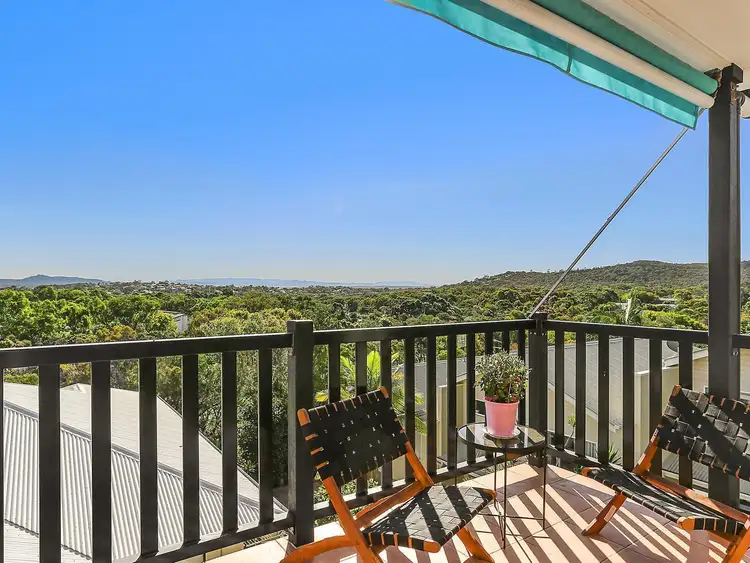 2/17 Advance Place, Sunrise Beach QLD 4567