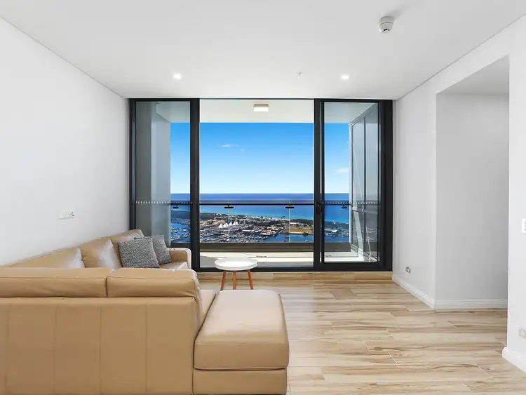 3909/2 Como Crescent, Southport QLD 4215