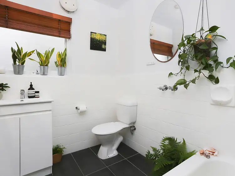 Fourth view of Homely apartment listing, 4/8 Westbury Street, St Kilda East VIC 3183