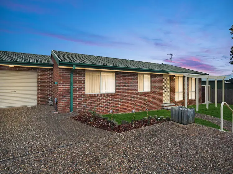 Main view of Homely townhouse listing, 2/64 Thorpe Avenue, Queanbeyan NSW 2620