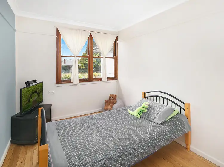 Fifth view of Homely house listing, 8 Margaret Street, Queanbeyan NSW 2620