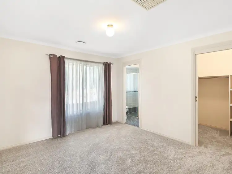 Fifth view of Homely house listing, 12 Throsby Close, Karabar NSW 2620