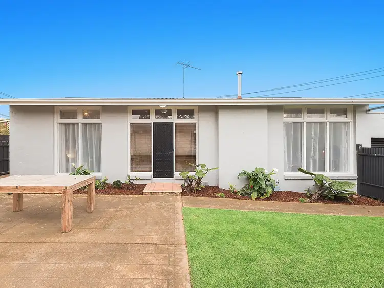 Main view of Homely unit listing, 2/110 Church Street, Hamlyn Heights VIC 3215