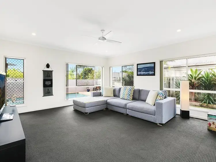 20 Quillback Court, Mountain Creek QLD 4557