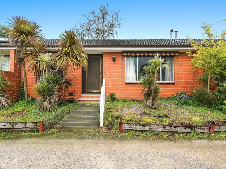 Main view of Homely unit listing, 2/7 Fortuna Avenue, Croydon VIC 3136