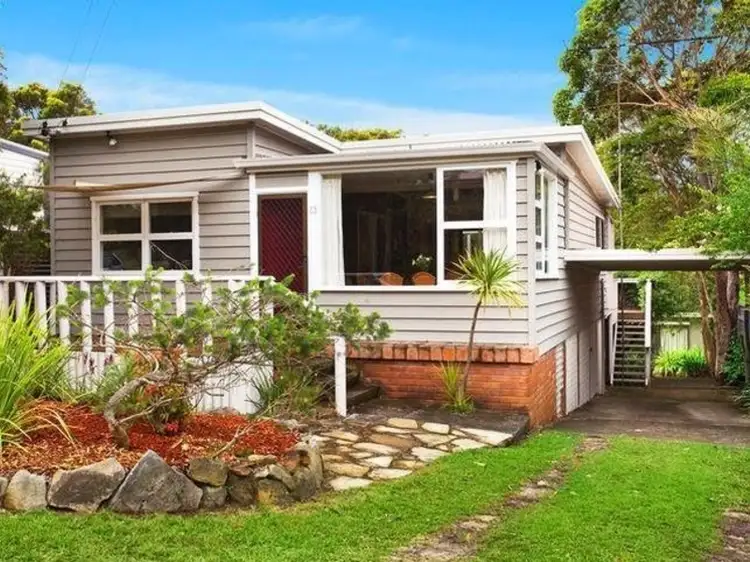 13 Beach Drive, Killcare NSW 2257