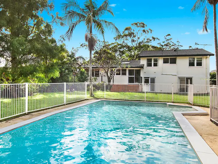 4 Athena Avenue, St Ives NSW 2075